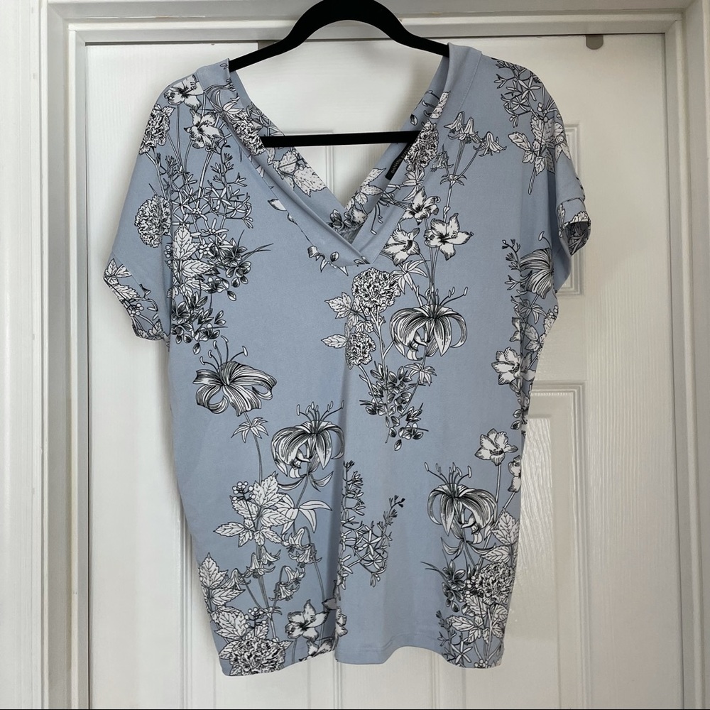 Banana Republic floral short sleeve
